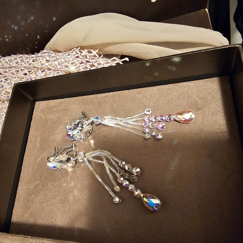 Elegant Crystal Drop Earrings